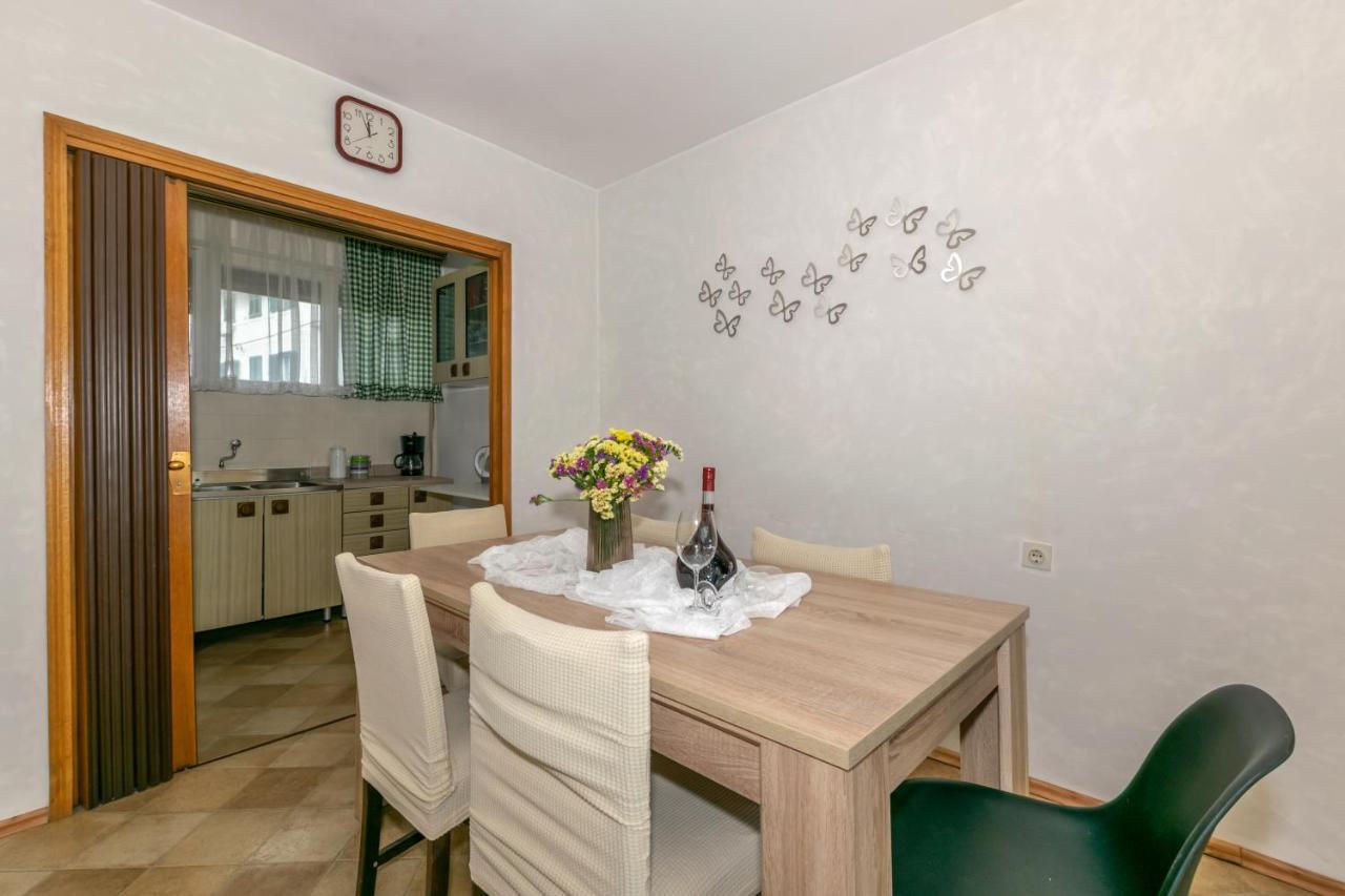 Apartment Omiska Split Exterior photo