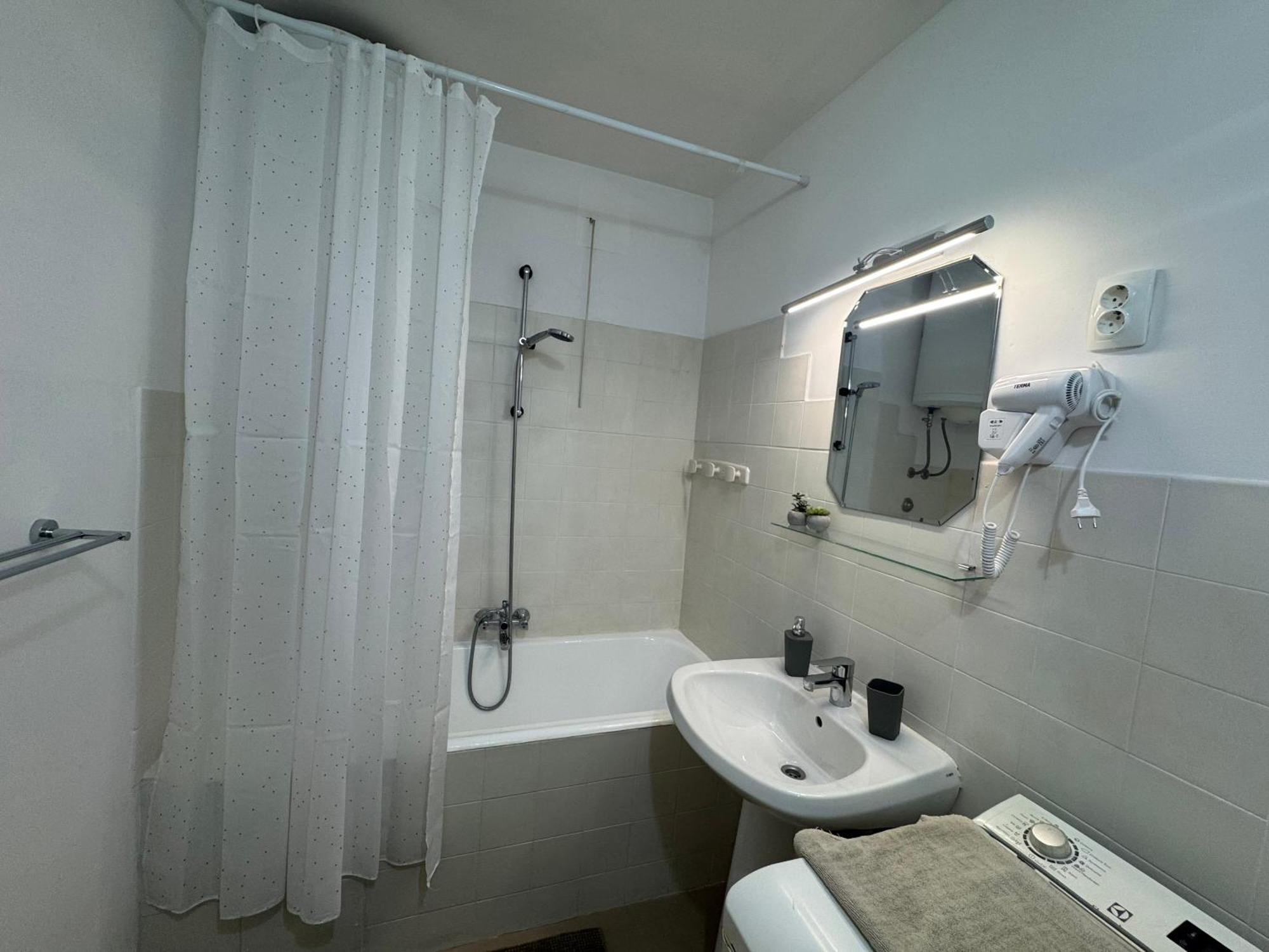 Apartment Omiska Split Exterior photo